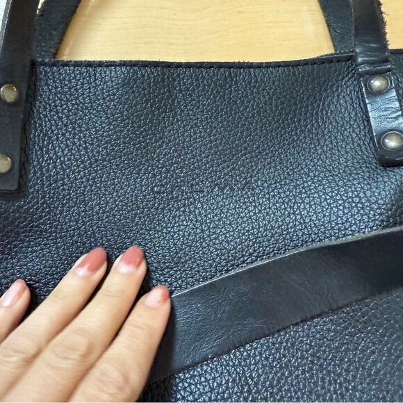 Calma 11600 Leather Goods Made in Spain Convertible Shoulder Bag Black Pebble - Picture 12 of 16